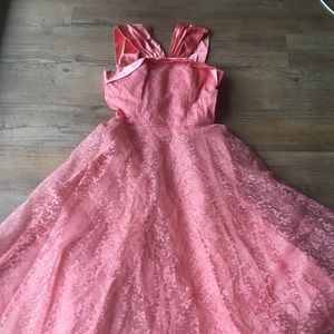 COPY - Pink/peach lace retro party dress